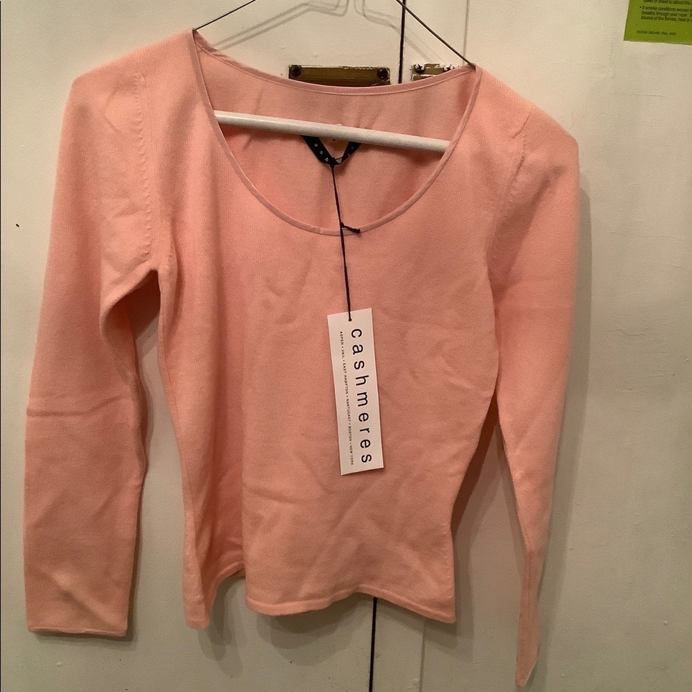 CASHMERES Crew Long Sleeve Top​​​​​​​